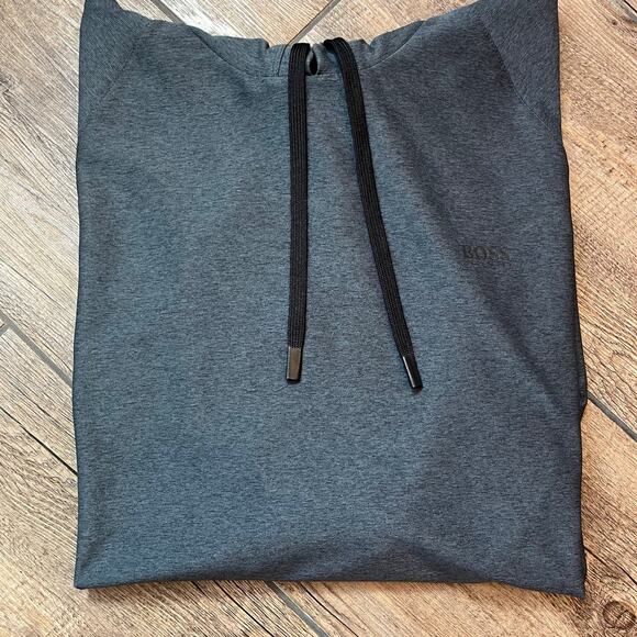 Boss‎ Hugo Boss Short Sleeve Gray Hoodie Slim Fit Men’s Size XL - Picture 1 of 7